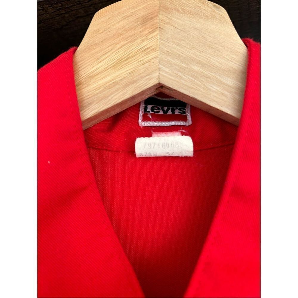 Vintage Levi’s 1980s Red Front Zip Jacket With Shoulder Pads Size Small - Picture 5 of 16